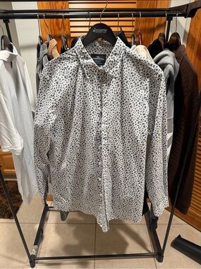 Rodd & Gunn button down - never worn